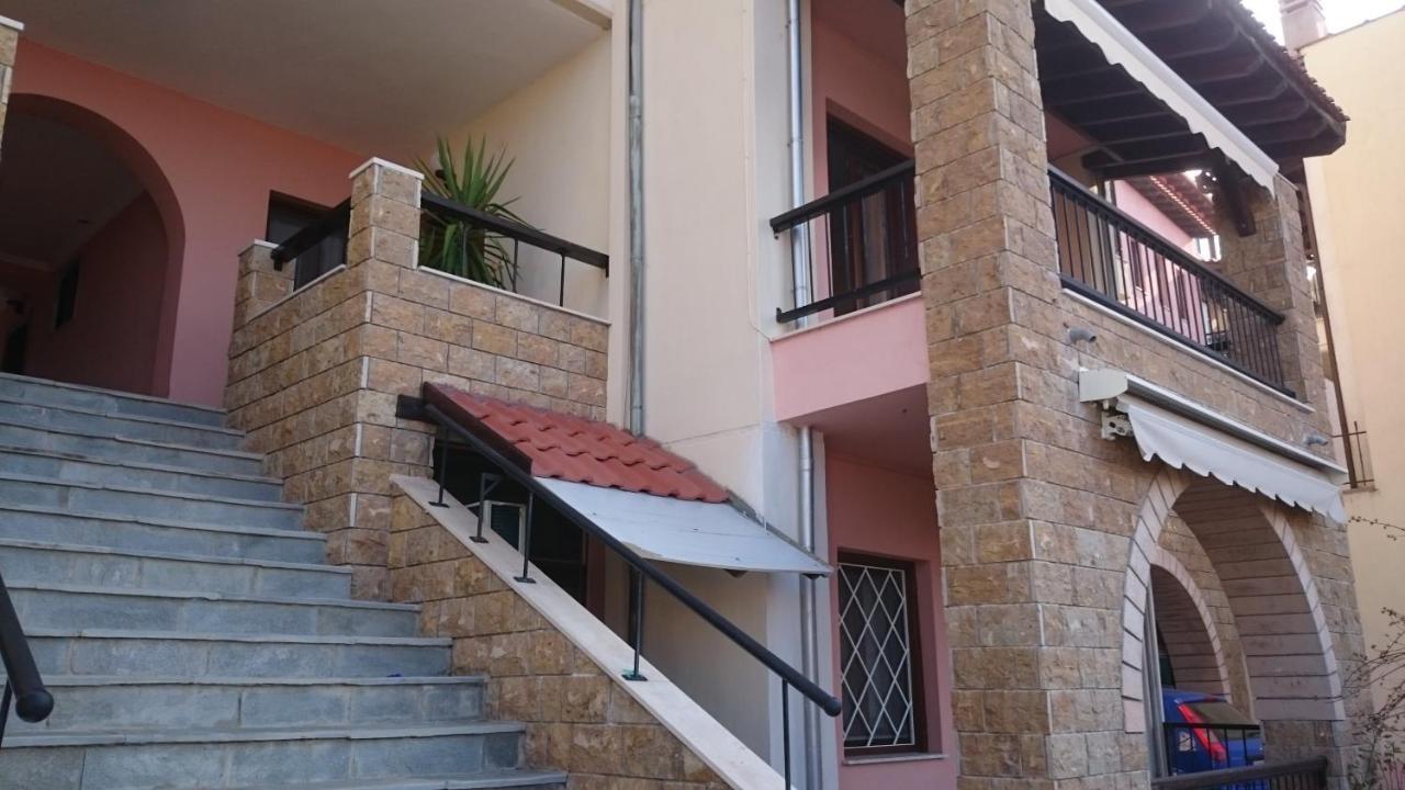 Ferienapartment At Home Ouranoupolis Exterior photo